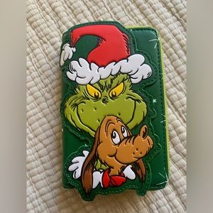 NWOT Loungefly grinch wallet